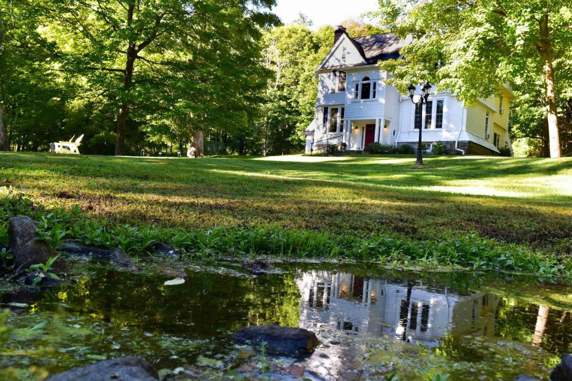 Pawling House Bed & Breakfast Exterior photo