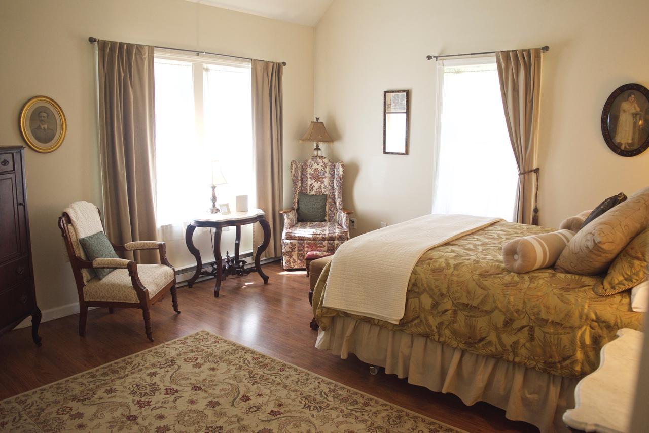 Pawling House Bed & Breakfast Exterior photo